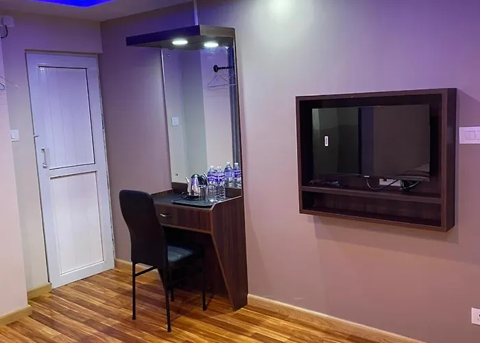 Seven Eleven Hotel 3*