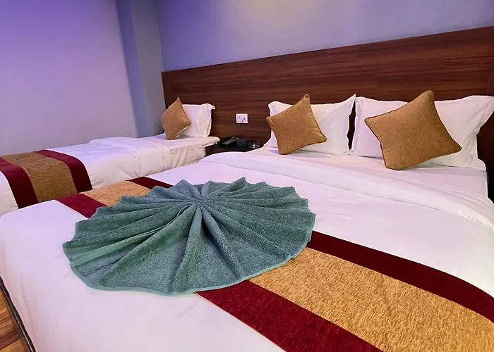 Hotel Seven Eleven 3*